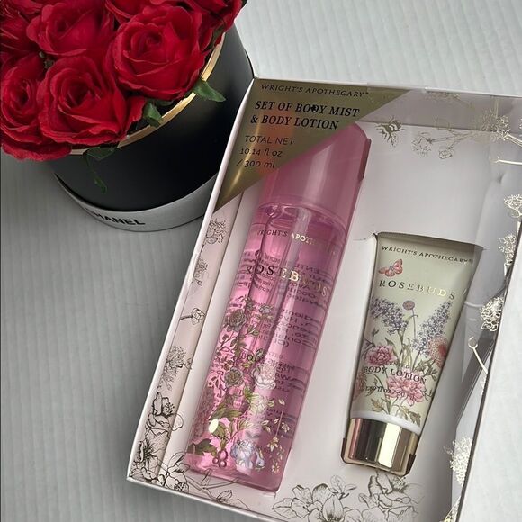 wright’s apothecary Other - Wright’s Apothecary Rosebuds Body Mist & Lotion Set